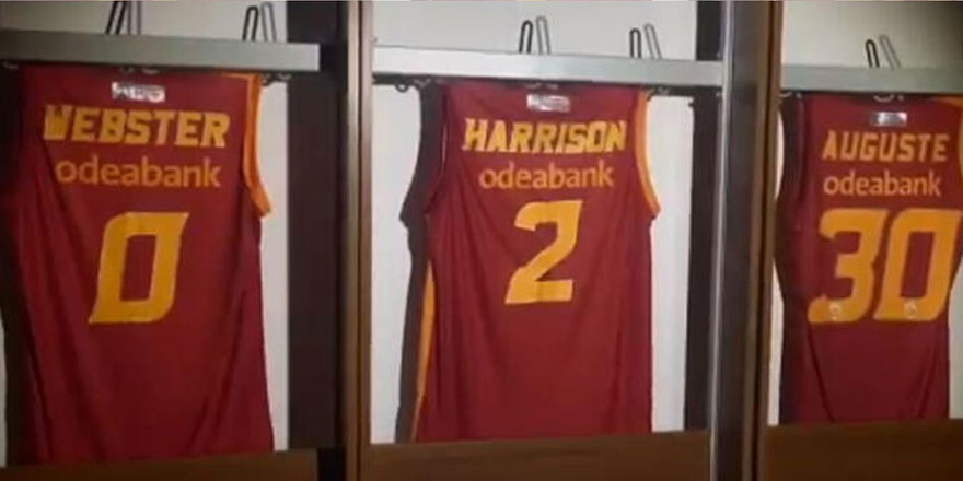 Galatasaray'da 3 imza!
