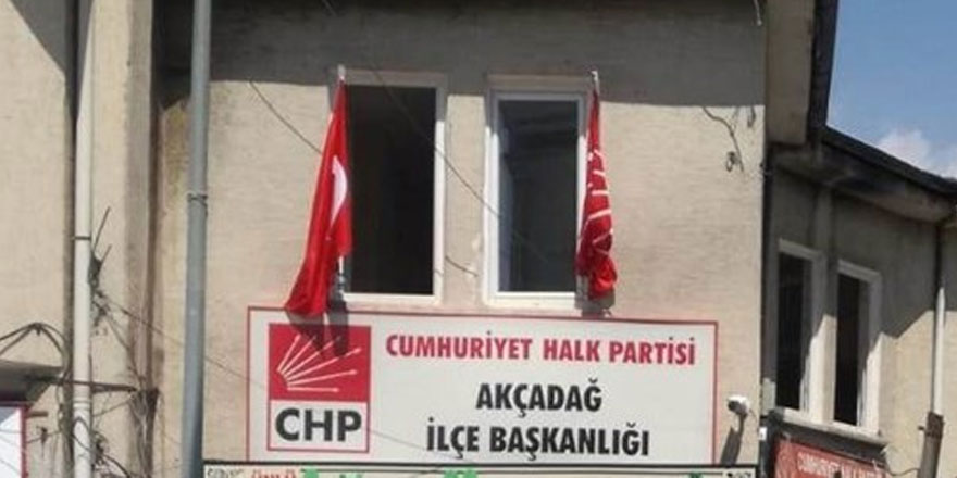 CHP Akçadağ İlçe Başkanlığı'na silahlı saldırı