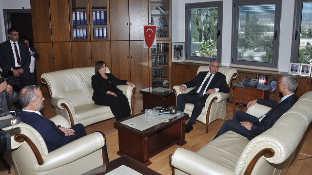 Cumhurbaşkanı Mustafa Akıncı Sayıştay Başkanı Osman Korahan’ı ziyaret etti