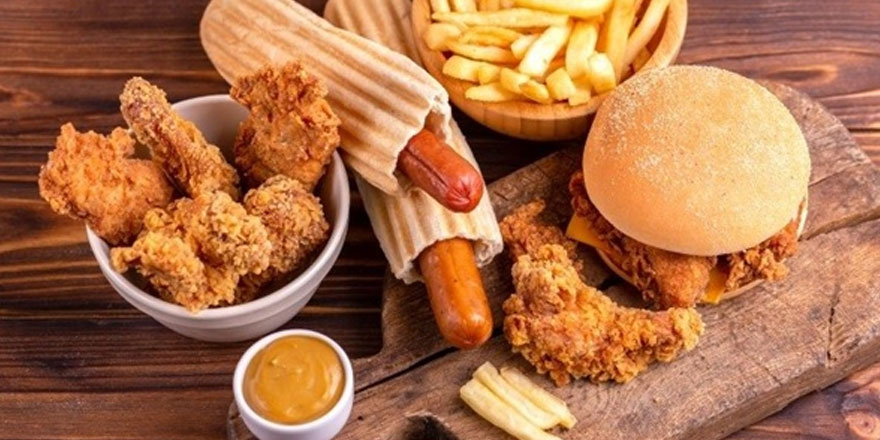 “abur cubur” yemekten kör ve sağır oldu