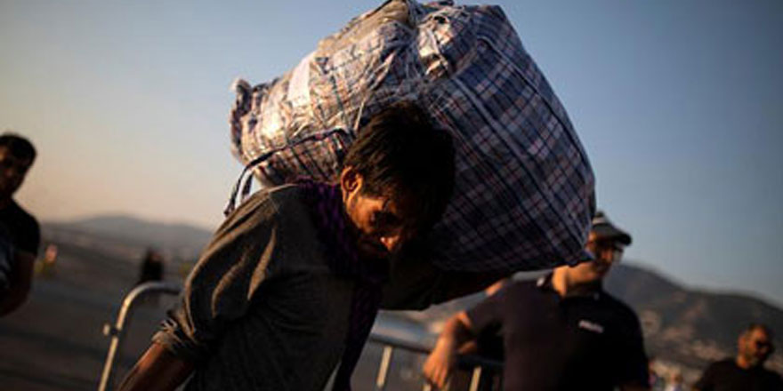 "Maymun" dedi, ortalık karıştı