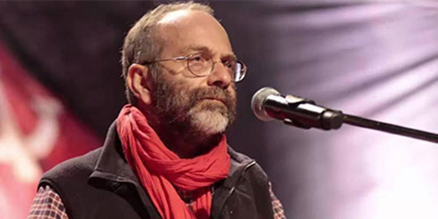 Devrimin gölgesinin düştüğü o şehirlere ayna tutuldu