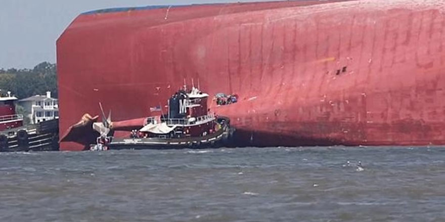 ABD'de alabora olan yük gemisindeki son 4 kişilik mürettabat kurtarıldı