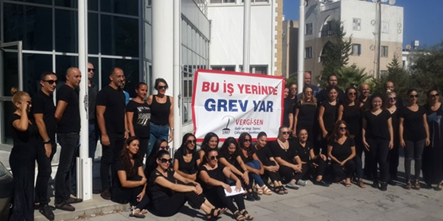 Gelir ve Vergi Dairesi ile Trafik Dairesinde uyarı grevi