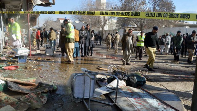 Pakistan'da intihar saldırısı
