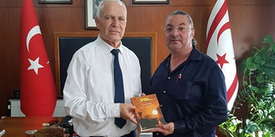 Töre, gazeteci-yazar Çakmak’ı kabul etti