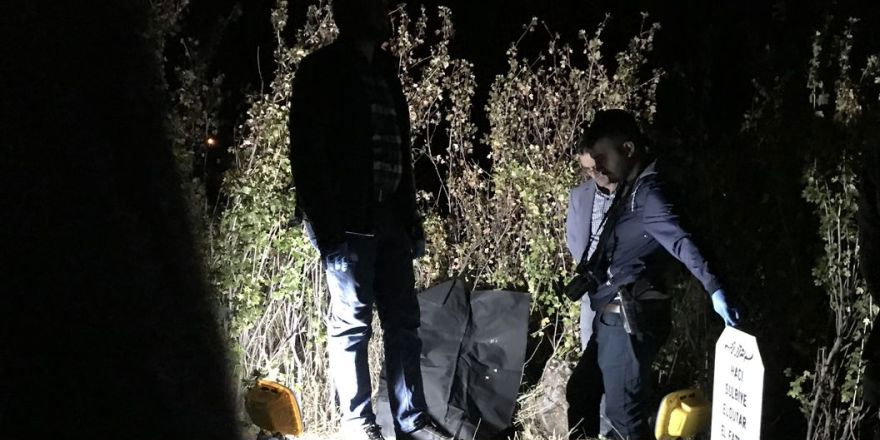 Erzurum da annesinin mezarı başında hayatını kaybetti