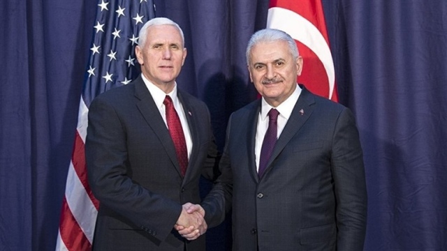 Türkiye Başbakan Yıldırım ABD Başkan Yardımcısı Pence ile görüştü