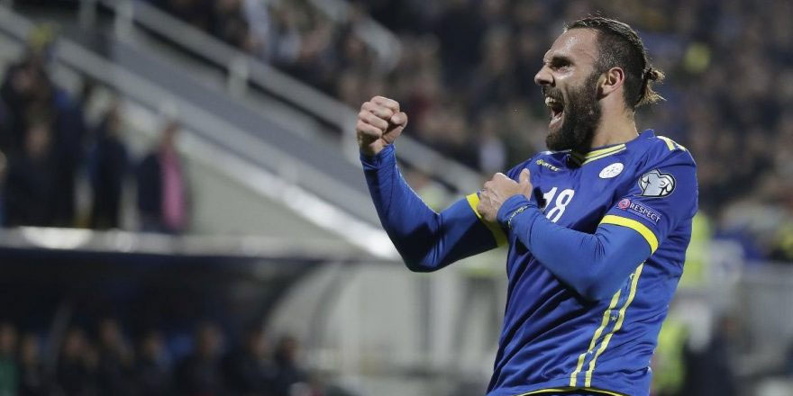 Vedat Muriqi attı, Kosova umutlarını tazeledi!
