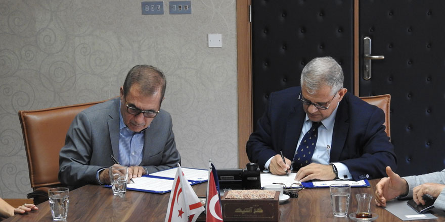 DAÜ ile Kuzey Kıbrıs Sigorta Reasürans Şirketler Birliği arasında iş birliği protokolü imzalandi