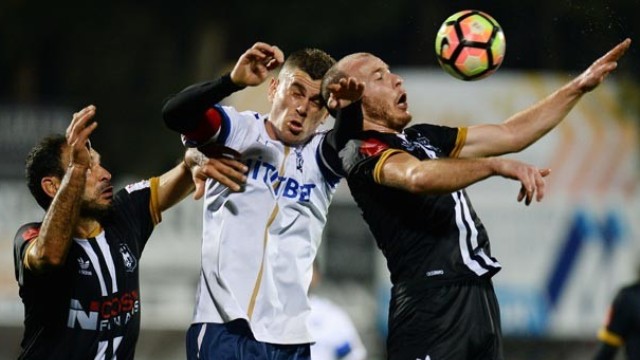 Zirve yarışında gece mesaisi