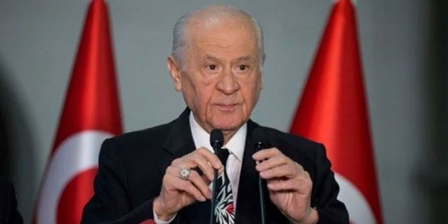 İhraç edilen isme "Bahçeli" hediyesi