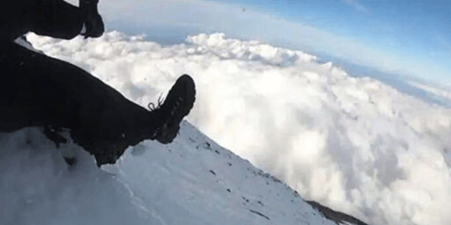 Fuji Dağı'na tırmanırken düşen vloggerın cansız bedeni bulundu