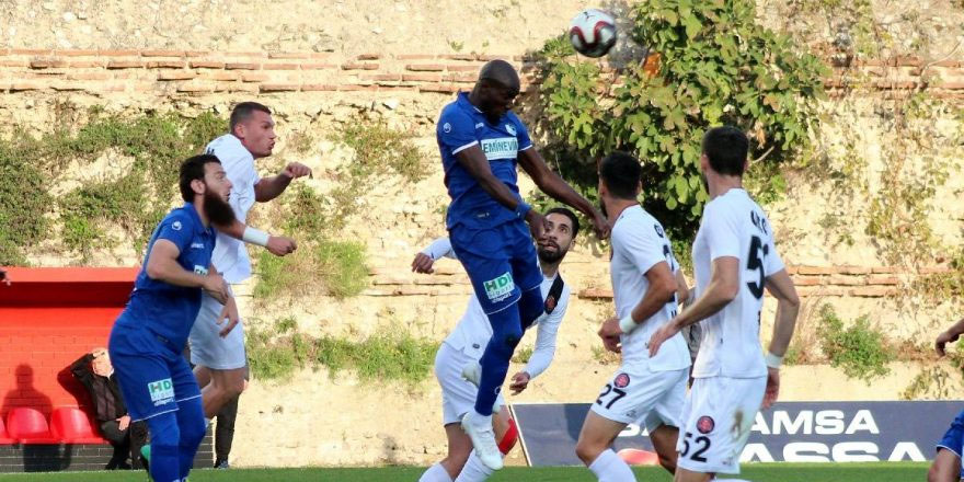6 puanlık maçta gülen Erzurumspor