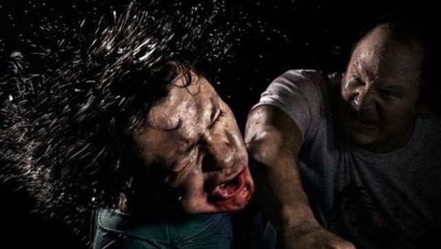 Askere yumruk atan komutan açığa alındı