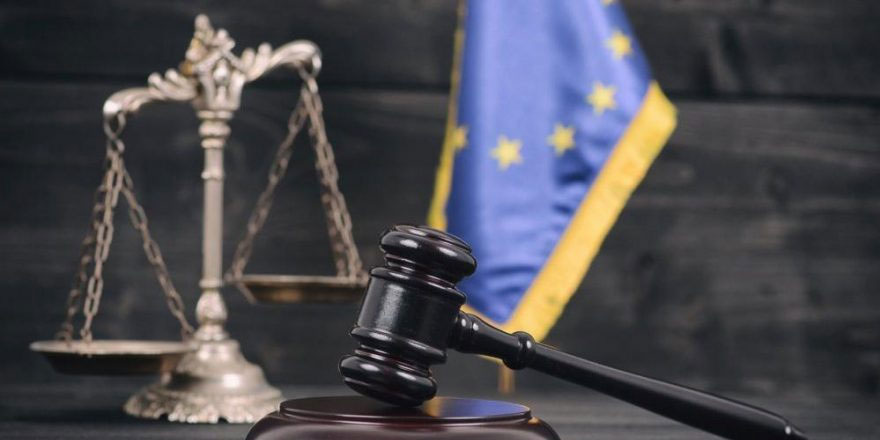 Avrupa Adalet Divanı Polonya’yı mahkûm etti