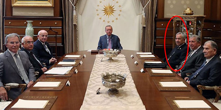 Erdoğan hala orada tutuyorsa...