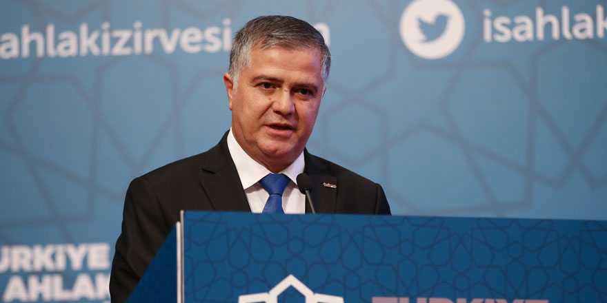 "Hukuk ve adaletin olmadığı yerde ilk kaybolan değer iş ahlakıdır"