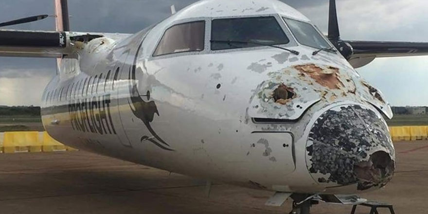 Zambiya'da uçağa yıldırım isabet etti (Pilot uçağı indirmeyi başardı)