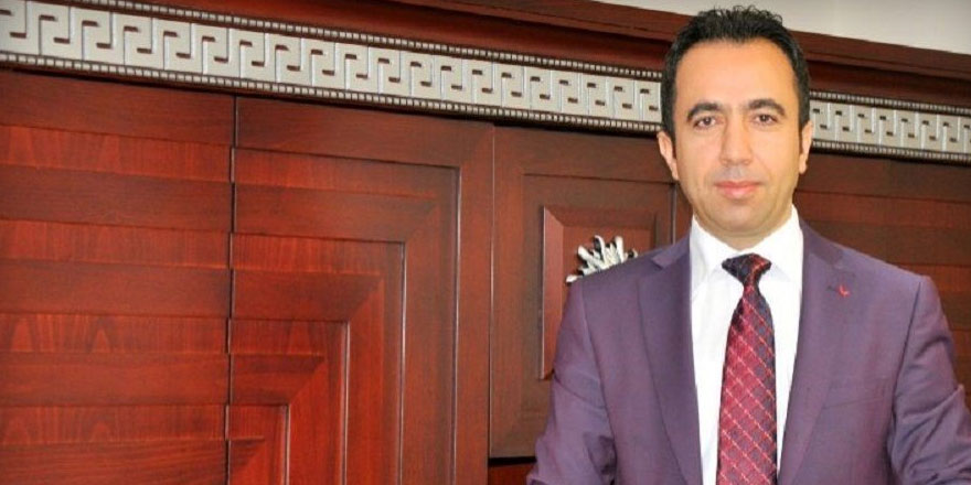 Şoförünü fakülte sekreterliğine atayan rektör: Liyakatli bir atama oldu