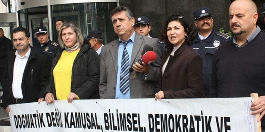 KTÖS ve KTOEÖS vizyon 2030 eğitim strateji planı çalıştayı’nı protesto etti