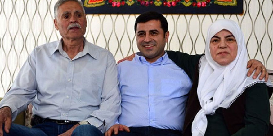 Demirtaş'ın anne ve babası trafik kazası geçirdi