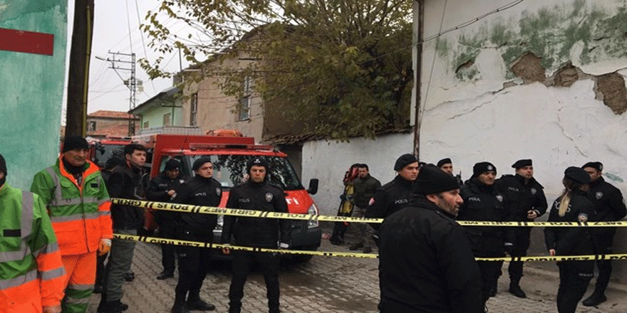 Konya'da kerpiç evde göçük: 3 ölü