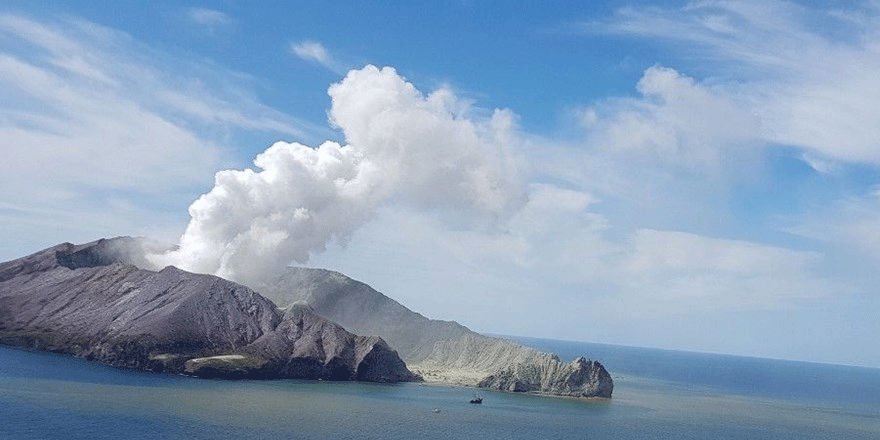 Yeni Zelanda'daki yanardağ patlamasında 5 ölü, 8 kayıp