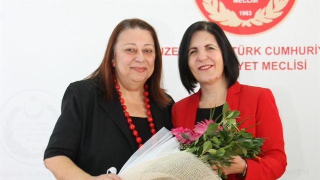 Cumhuriyet Meclisi’nde emekli personele plaket verildi