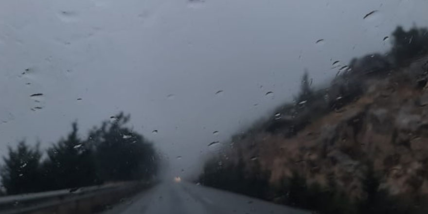 Polisten sürücülere uyarı