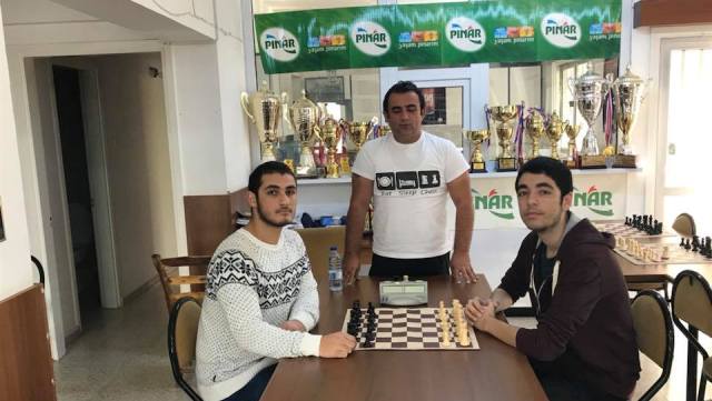 K.K.T.C Satranç Şampiyonu;Yamaç Samani.