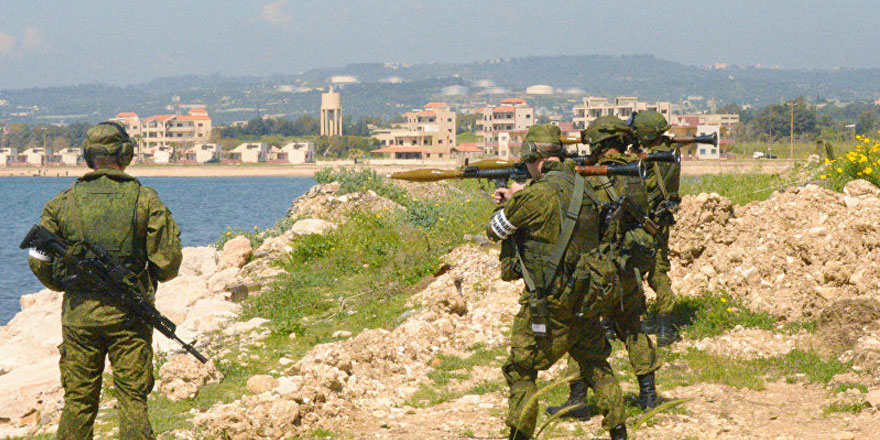 Rusya ve Suriye Akdeniz’de ortak tatbikata başladı