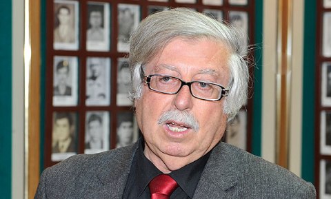 Ertan Ersan, vefat etti