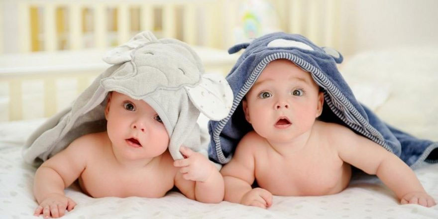 İkizlerin birbirini kıskanması nasıl aşılır?