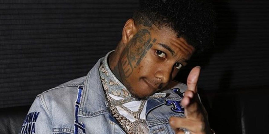 ABD’li rapçi Blueface sokakta para saçtı