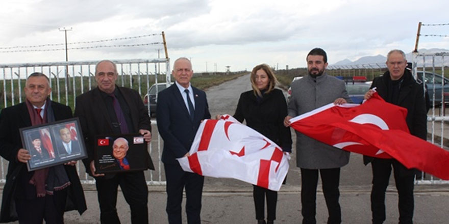 Meclis Başkan Yardımcısı Ve 4 Partinin Milletvekilleri Geçitkale Havaalanı’nı Ziyaret Etti