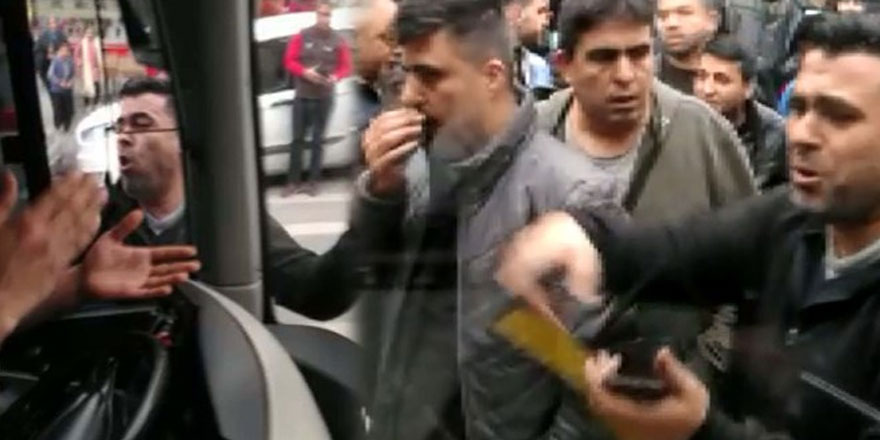 İETT otobüsünün önünü kesip tekme ve yumrukla saldırdılar