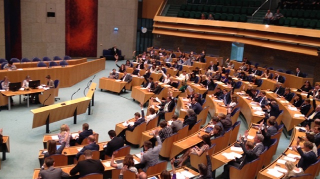 Hollanda'da Uygur Halkına ilişkin önerge kabul edildi