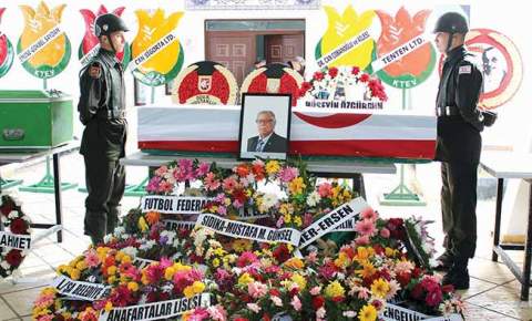 Ersan sonsuzluğa uğurlandı