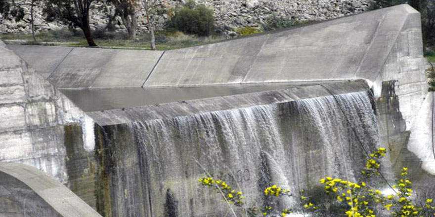 Su İşleri Dairesi: “Yeşilyurt’taki derivasyon kanalı patladı”