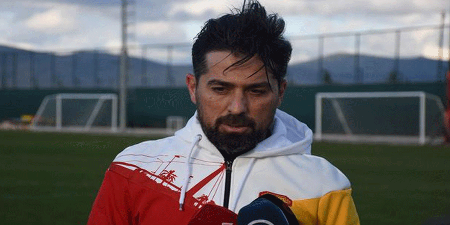 Göztepe, Eren Derdiyok ve Yasin Öztekin'i kadro dışı bıraktı