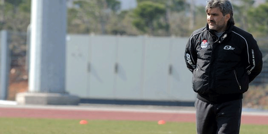 Uğur Tütüneker: 9-10 yabancıyla oynuyorlar, biz 2 yabancıyla oynardık