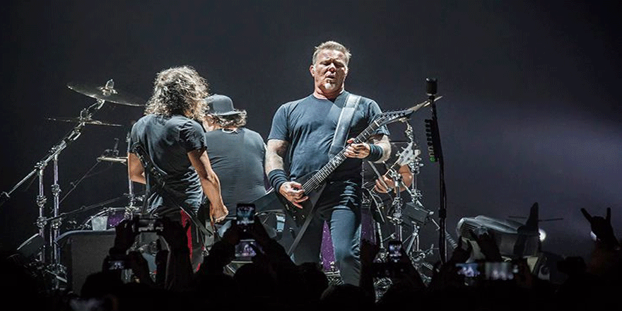Metallica'dan Avustralya'ya büyük destek