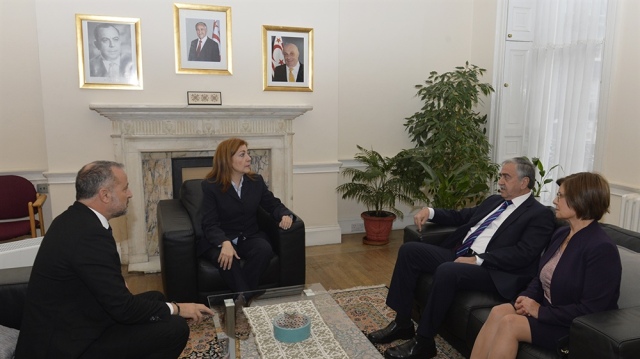 Cumhurbaşkanı Akıncı, Londra’da KKTC Temsilciliği’ni ziyaret etti