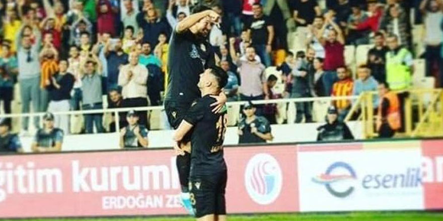 Jahovic ve Guilherme’de büyük düşüş