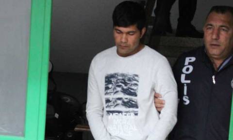 3 yıl 10 ay hapis yatacak