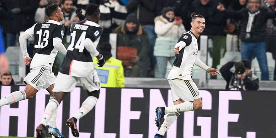 Maurizio Sarri, Ronaldo'nun annesini tebrik etti