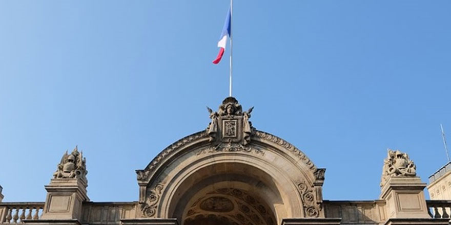 İsrail polisinin "Macron özür diledi" açıklamasına Fransa'dan yalanlama