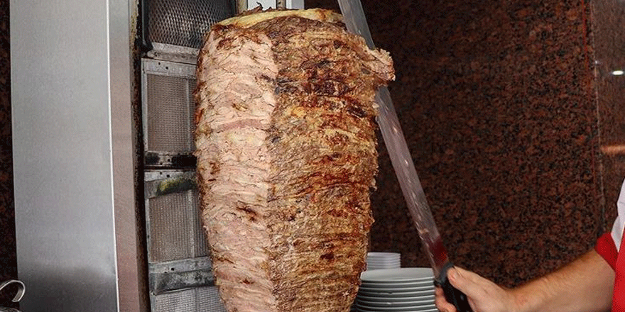 Dönerde çamaşır suyu iddialarına Bakan'dan rahatlatan açıklama