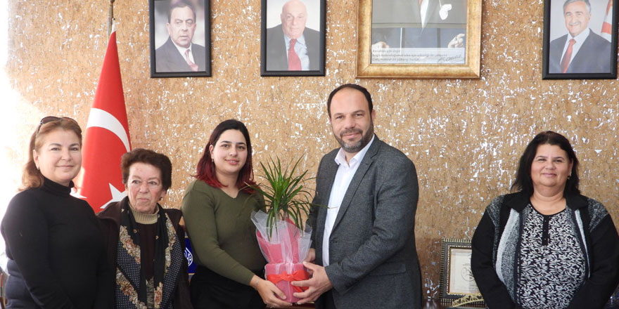 Ötüken Muhtarı Ve Kadın Eğitim Enstitüsü, Başkan Sadıkoğlu’nu Ziyaret Etti